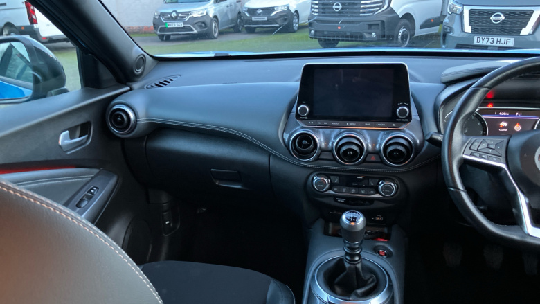 Nissan Juke 1.0 DiG-T 114 Tekna 5dr Petrol Hatchback